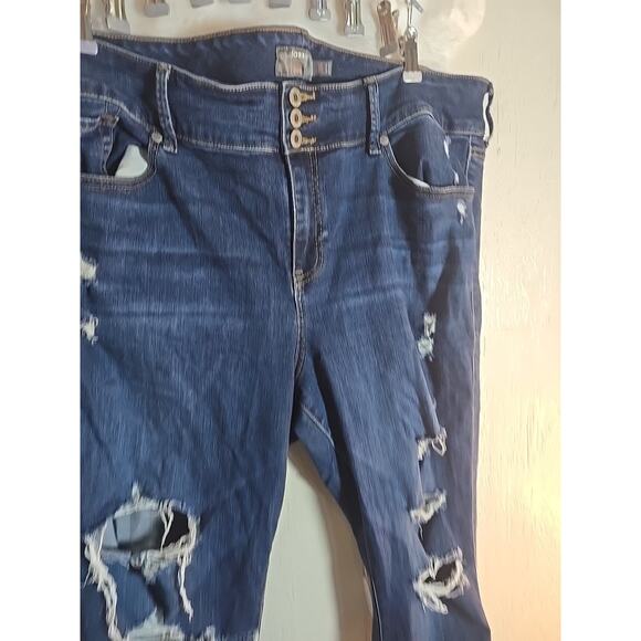 Torrid Jegging Super Soft Skinny 20R High-Rise Destructed Jeans Casual School - Picture 2 of 3